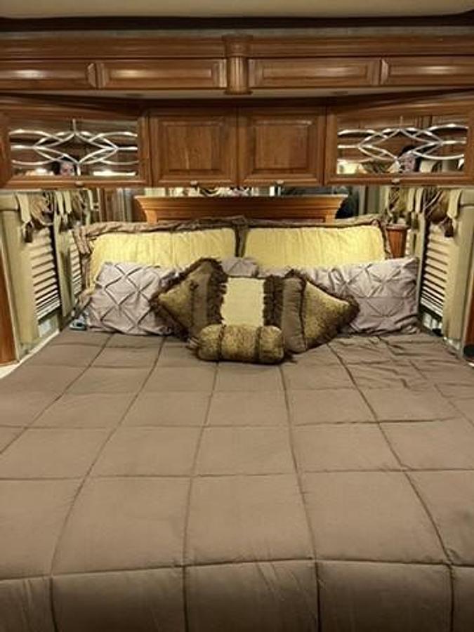 Used 2007 Newmar Essex 4510