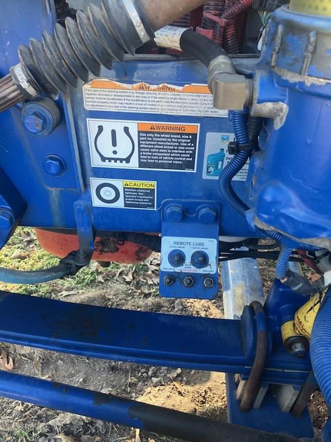 Used 2012 Peterbilt 365 Conventional Sleeper Semi