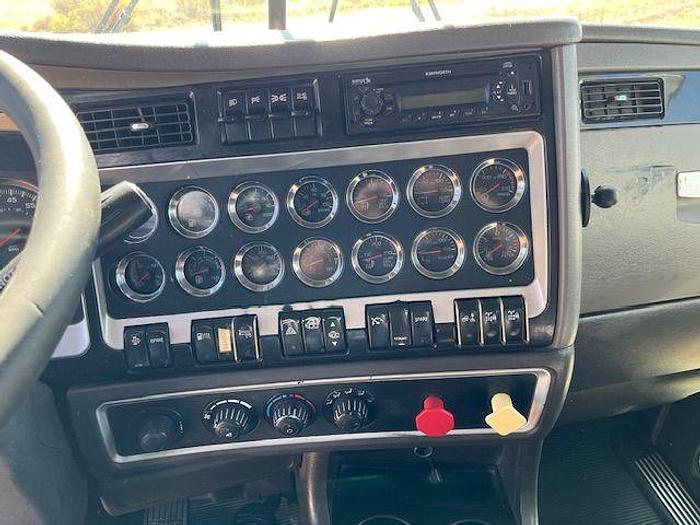 Used 2014 KENWORTH T800