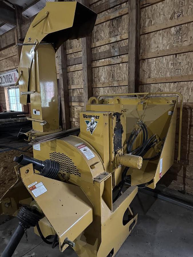 Used Vermeer BC906 Chipper