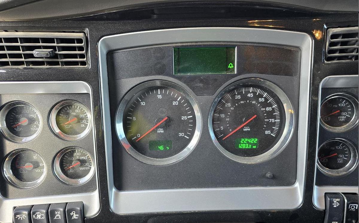 Used 2008 KENWORTH T800