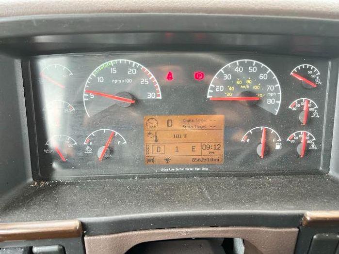 Used 2017 Volvo VNL64T780