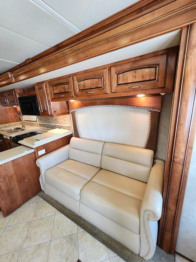 Used 2011 Holiday Rambler Endeavor 43DFT