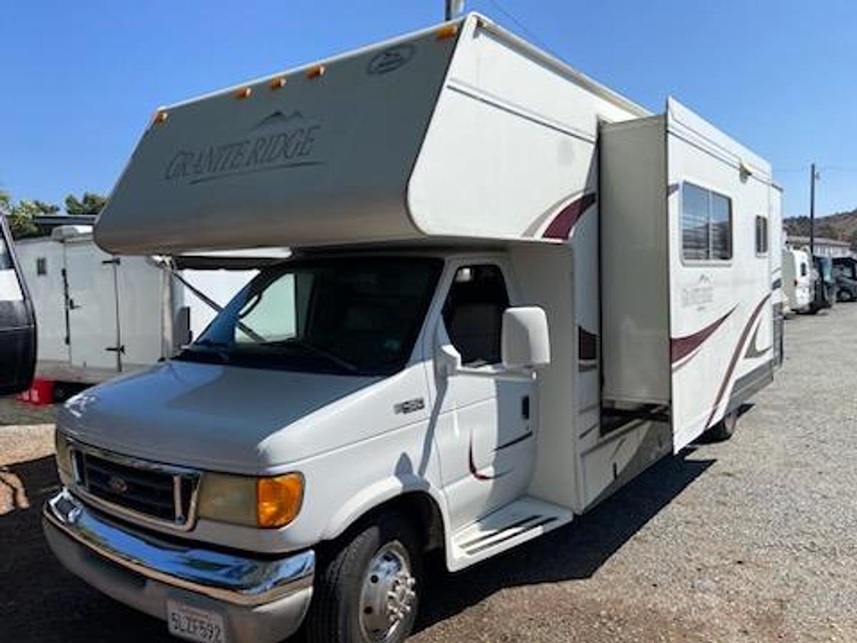 Used 2004 Jayco Granite Ridge Class C Motorhome