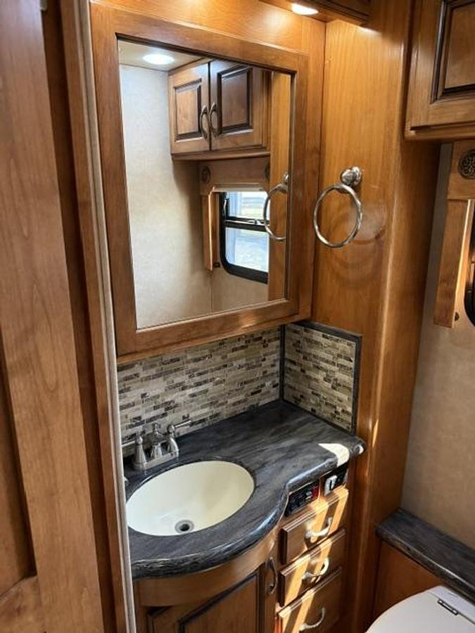 Used 2012 MONACO KNIGHT 40DT