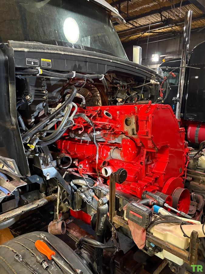 Used 2020 International LoneStar Sleeper Truck