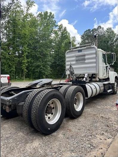 Used 2015 Mack Pinnacle CHU613