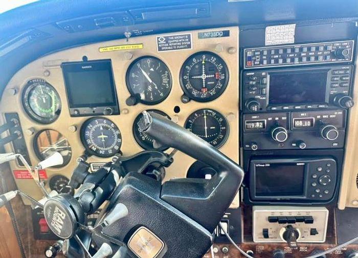 Used 1977 CESSNA 182Q Skylane