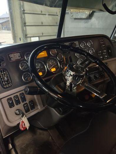 Used 2018 Peterbilt 389