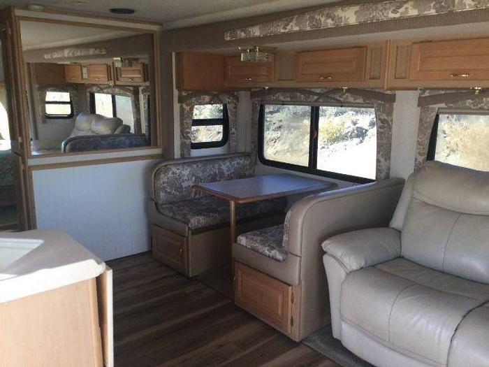 Used 2002 National Dolphin 5320