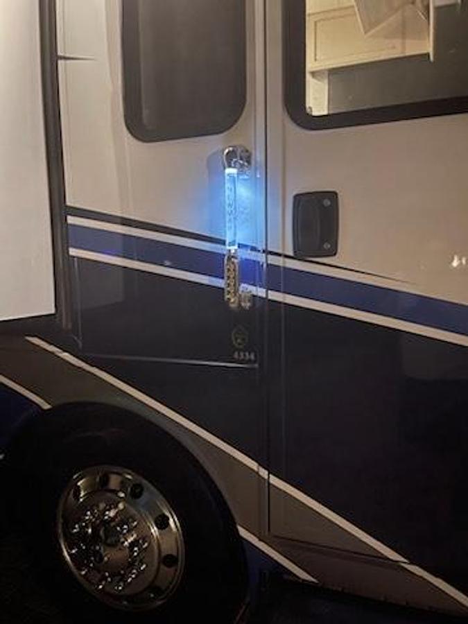 Used 2022 Newmar Ventana 4334