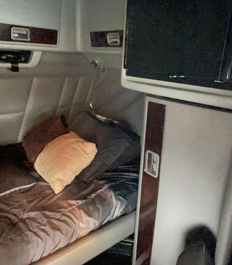 Used 2023 PETERBILT 389 & 2024 GREAT DANE ROLL TARP TRAILER