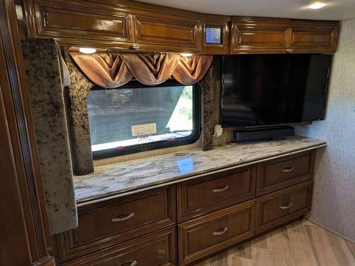 Used 2016 Newmar Essex 4519