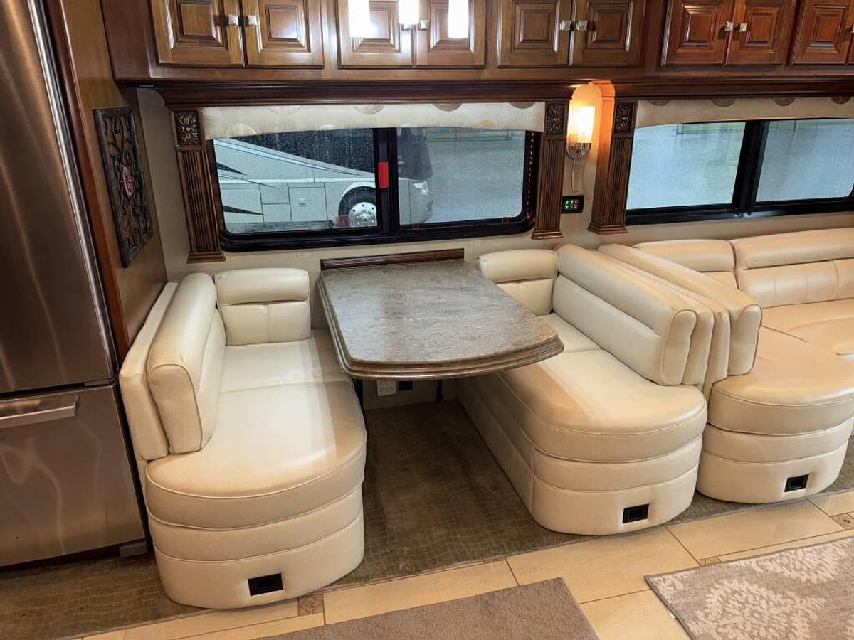 Used 2011 Tiffin Zephyr 45QBZ