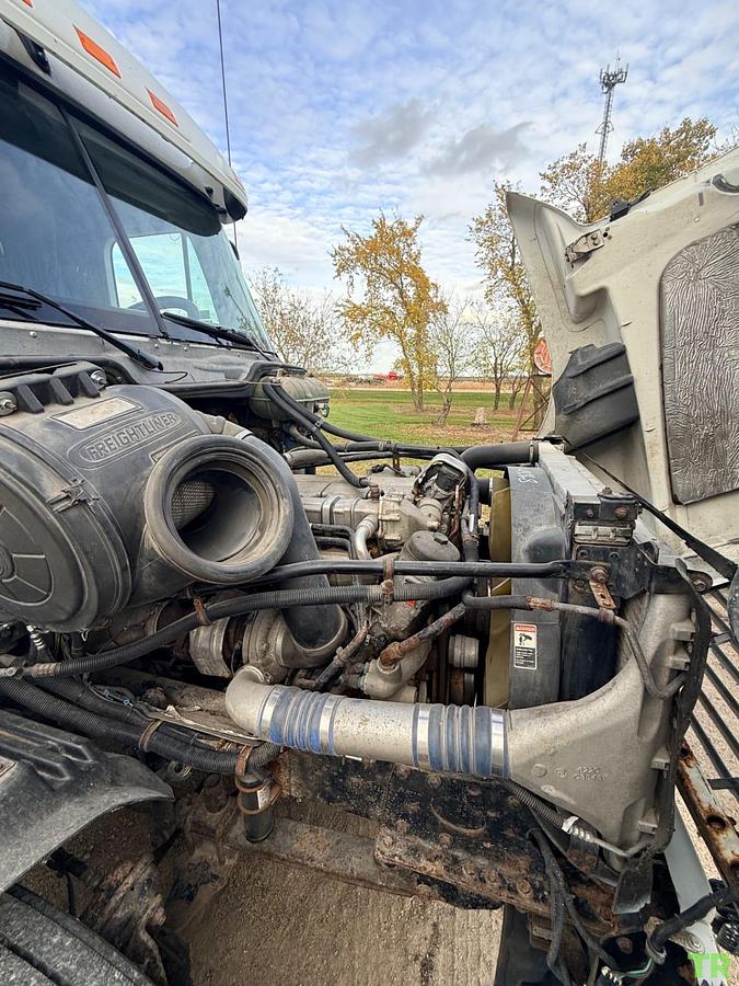 Used 2007 Freightliner Century St120