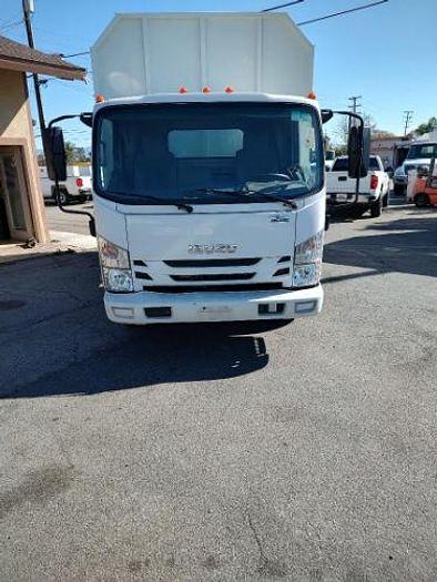 Used 2015 ISUZU NPR 12ft Chipper Truck
