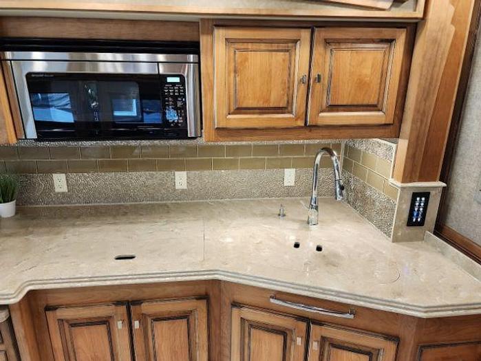 Used 2017 Tiffin Phaeton 40QBH