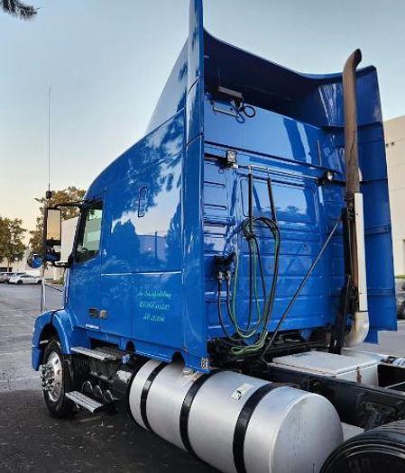 Used 2012 Volvo VNM42T430