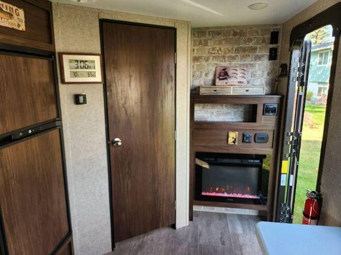 Used 2020 Forest River XLR Micro Boost 25LRLE