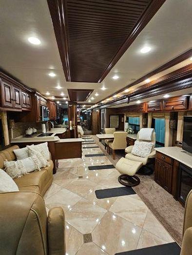 Used 2015 Newmar Dutch Star 4018