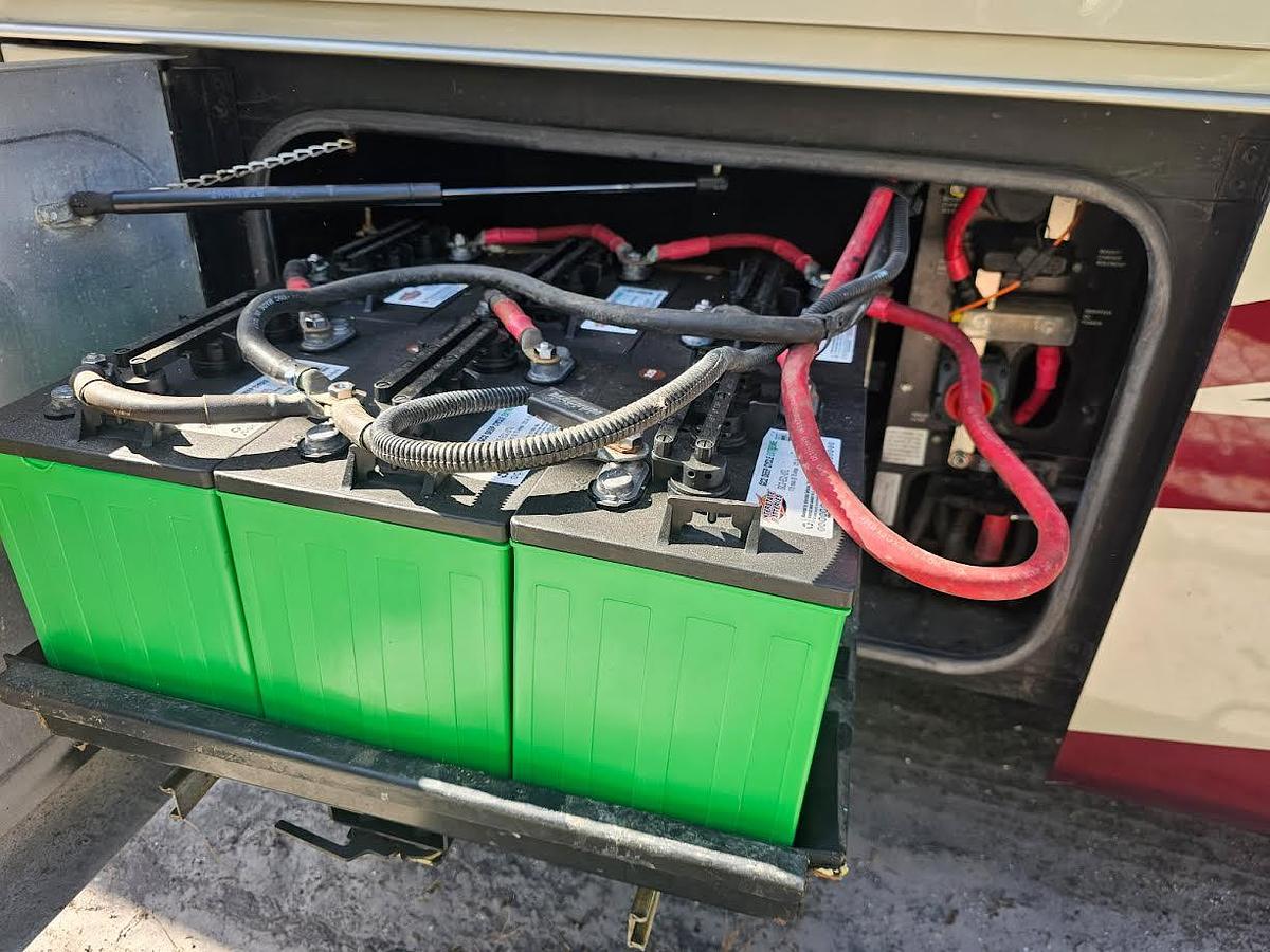 Used 2013 Tiffin Motorhomes Phaeton 40QKH