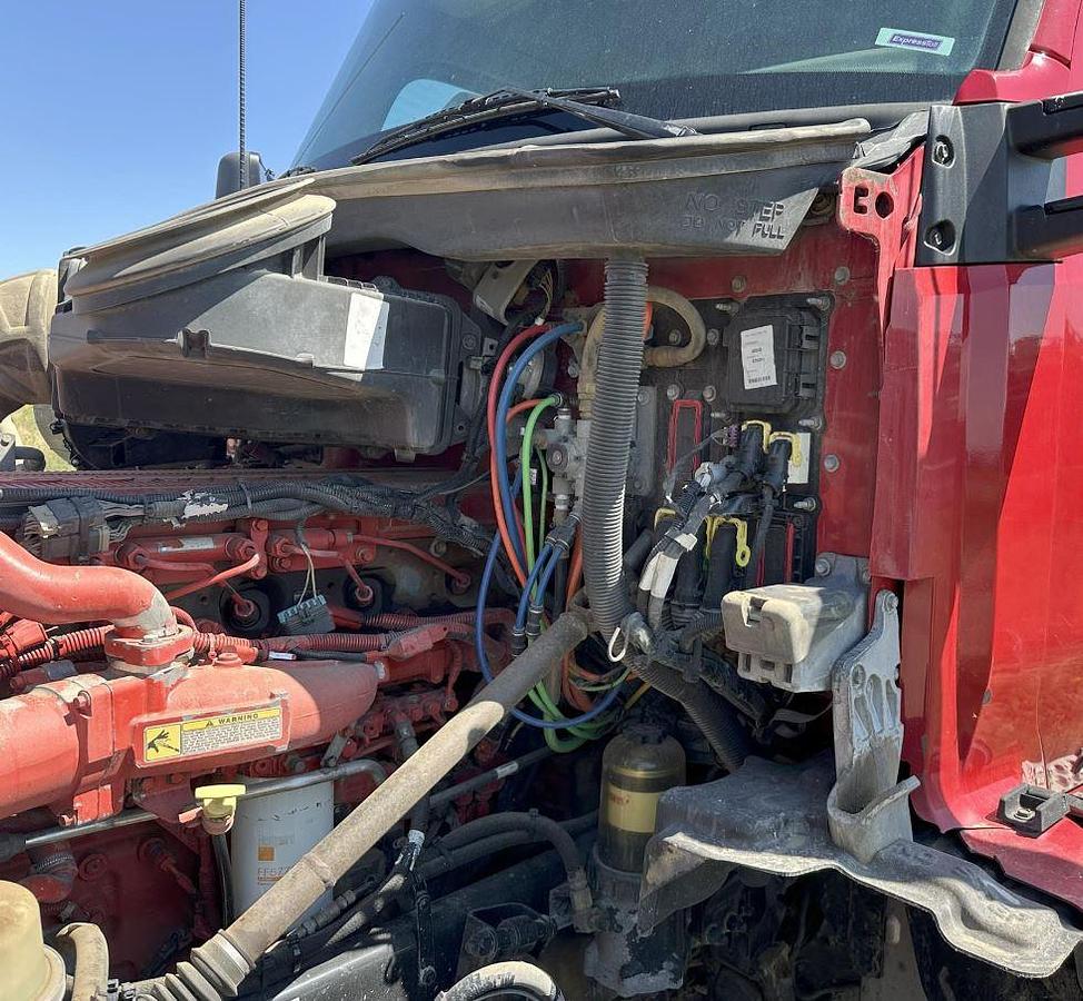 Used 2016 KENWORTH T880