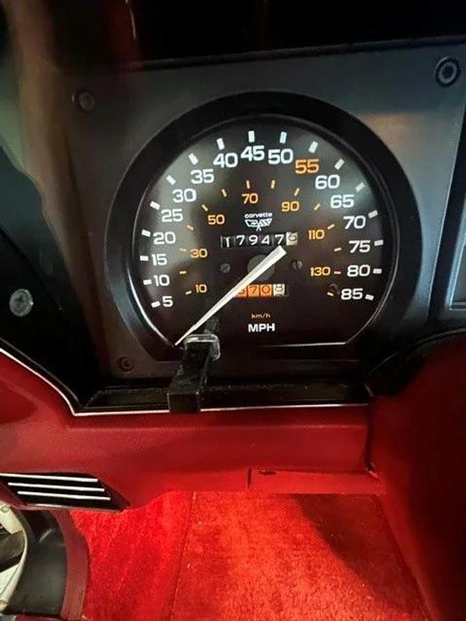 Used 1982 Chevrolet Corvette Stingray