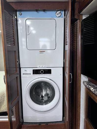 Used 2018 Holiday Rambler Navigator 38F