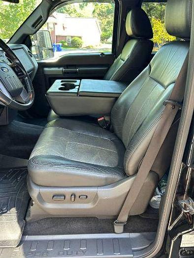 Used 2011 Ford Super Duty F-250 SRW Lariat