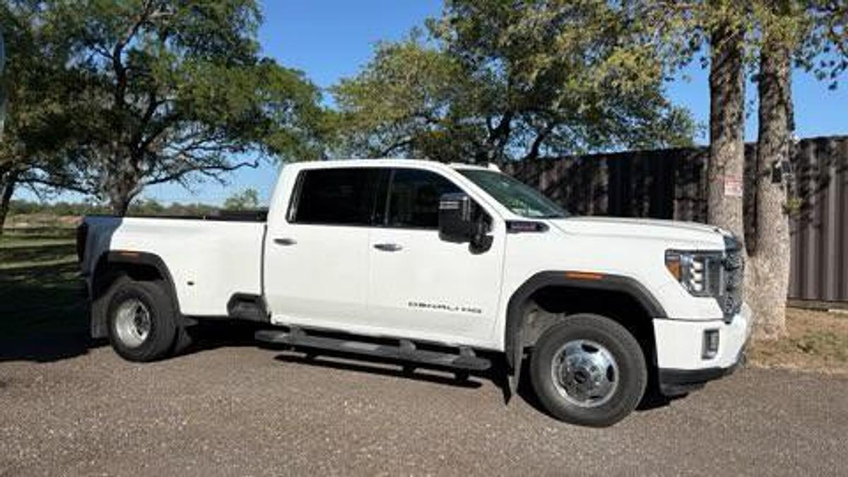 Used 2023 Jayco North Point 382FLRB Fifth Wheel