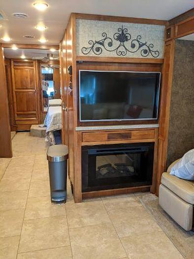 Used 2014 Allegro RED