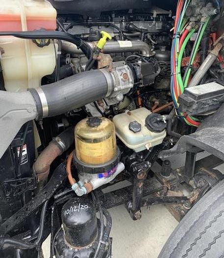 Used 2014 Freightliner Cascadia 113