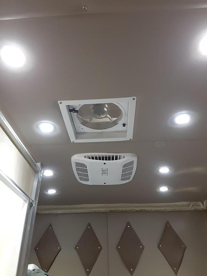 Used 2000 Kenworth W900 Conventional Sleeper Semi