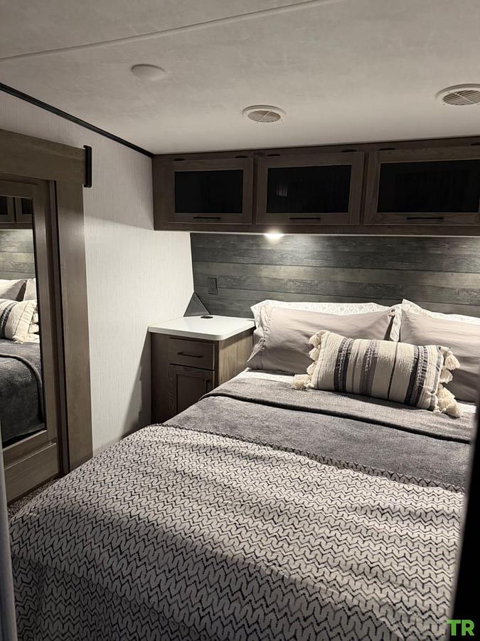 Used 2021 Heartland Gravity 3610 Fifth-Wheel Toy Hauler