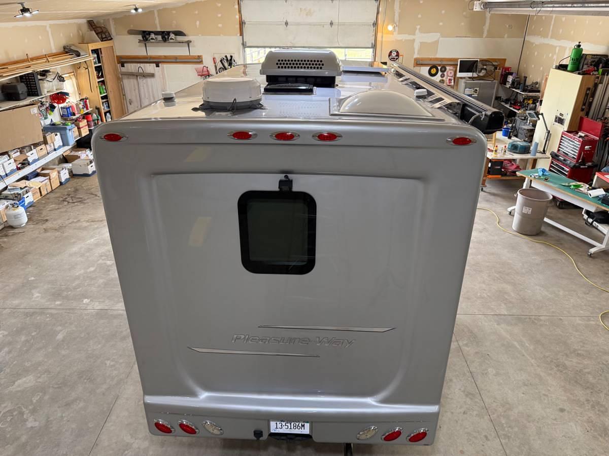 Used 2016 Pleasure-Way Plateau