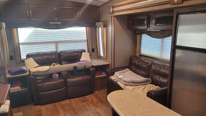 Used 2015 Keystone Outback Superlite 286FRL