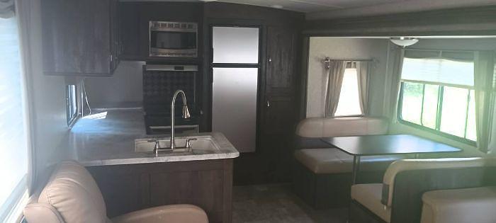 Used 2018 Forest River Rainier