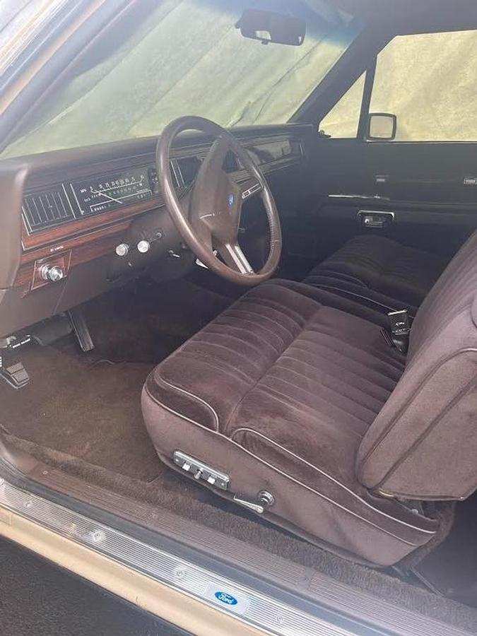 Used 1986 Ford Crown Victoria