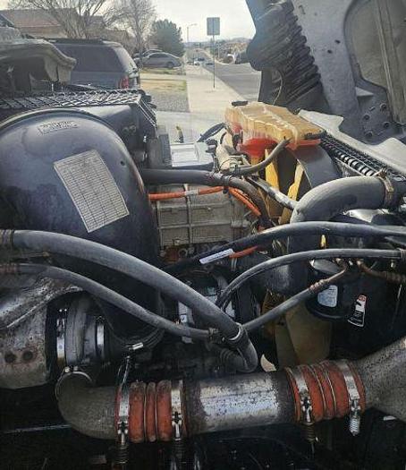 Used 2013 Freightliner Cascadia 125