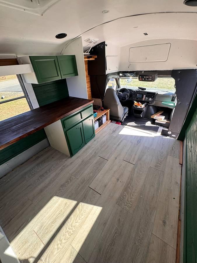 Used 2007 Chevrolet Express 4500 Cutaway