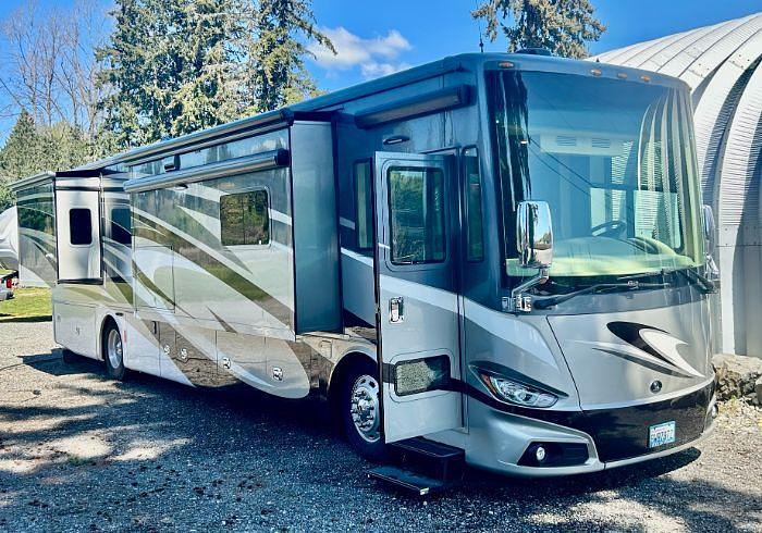 Used 2018 Tiffin Phaeton 40QKH