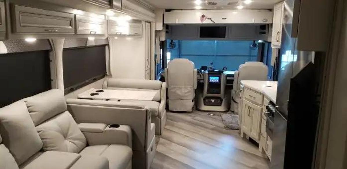 Used 2023 Fleetwood Bounder 35K