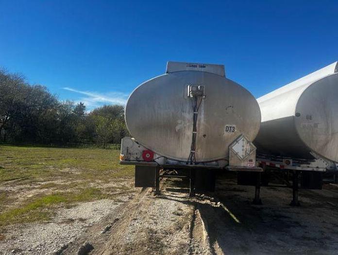 Used 2014 Young Stainless Aluminum Tanker