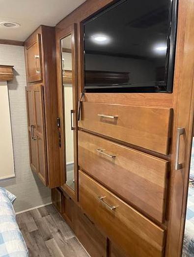 Used 2018 Jayco Seneca 37TS
