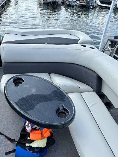 Used 2021 Sylvan Mirage 820 Pontoon