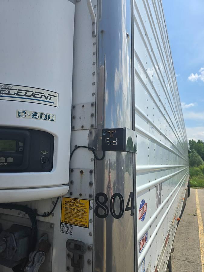 Used 2000 Kenworth W900 with 2015 53ft Utility Reefer Trailer