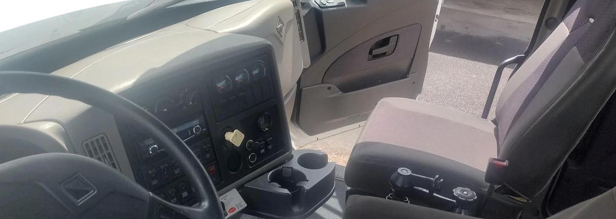 Used 2014 INTERNATIONAL WORKSTAR 7500 Cab and Chassis