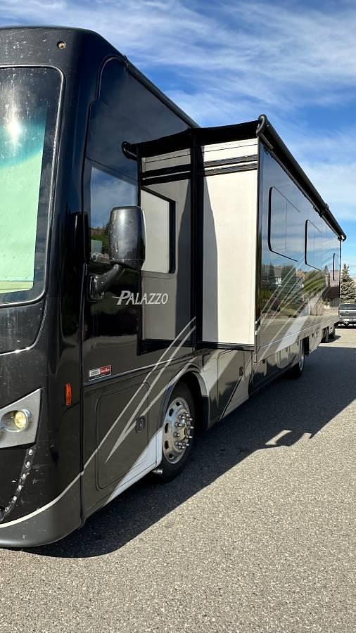 Used 2017 Thor Motor Coach Palazzo 36.1 Class A Motorhome