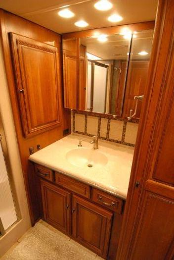 Used 2015 Winnebago Ellipse 42QD