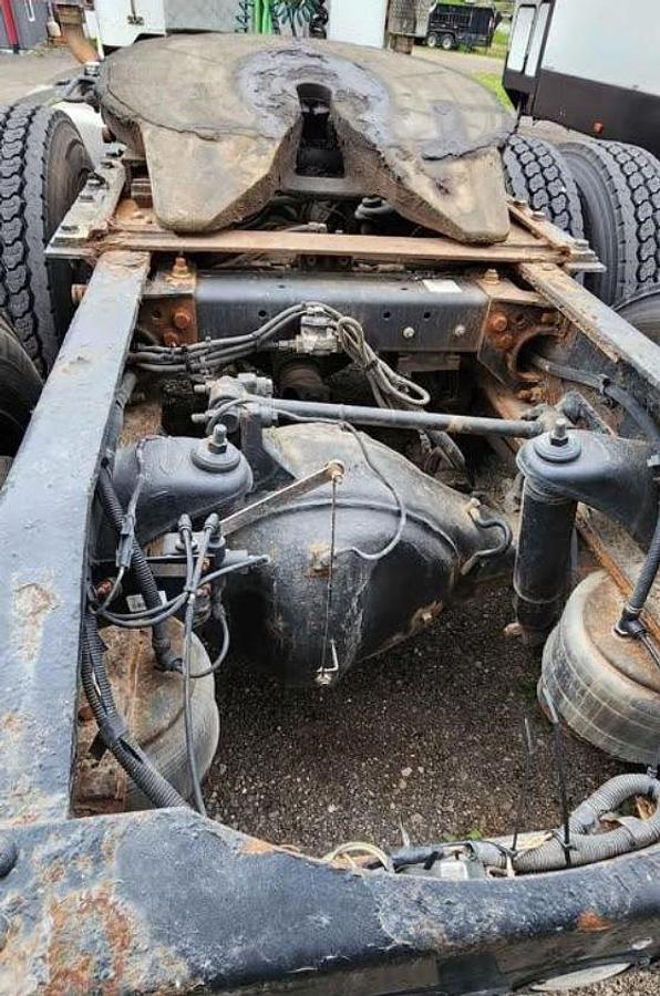 Used 2011 Peterbilt 389